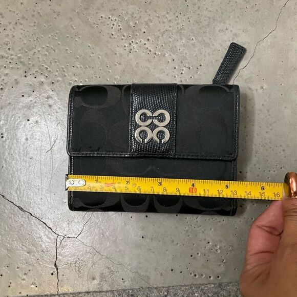 Coach Y2K Wallet - Picture 10 of 10